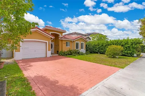 9224 Grand Canal Drive Miami FL 33174