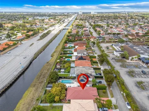 9224 Grand Canal Drive Miami FL 33174