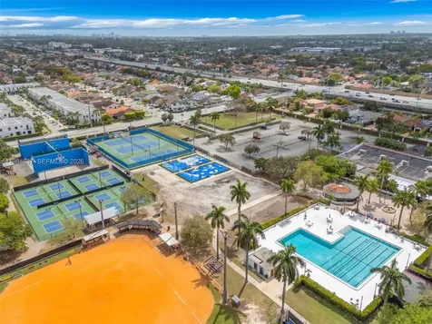 9224 Grand Canal Drive Miami FL 33174