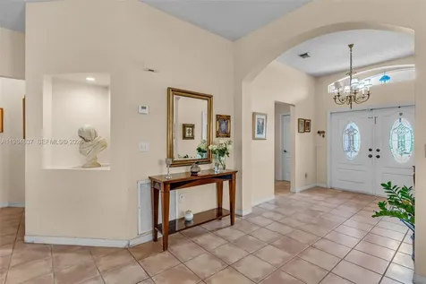 9224 Grand Canal Drive Miami FL 33174