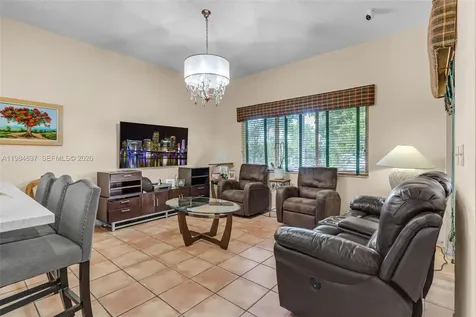 9224 Grand Canal Drive Miami FL 33174