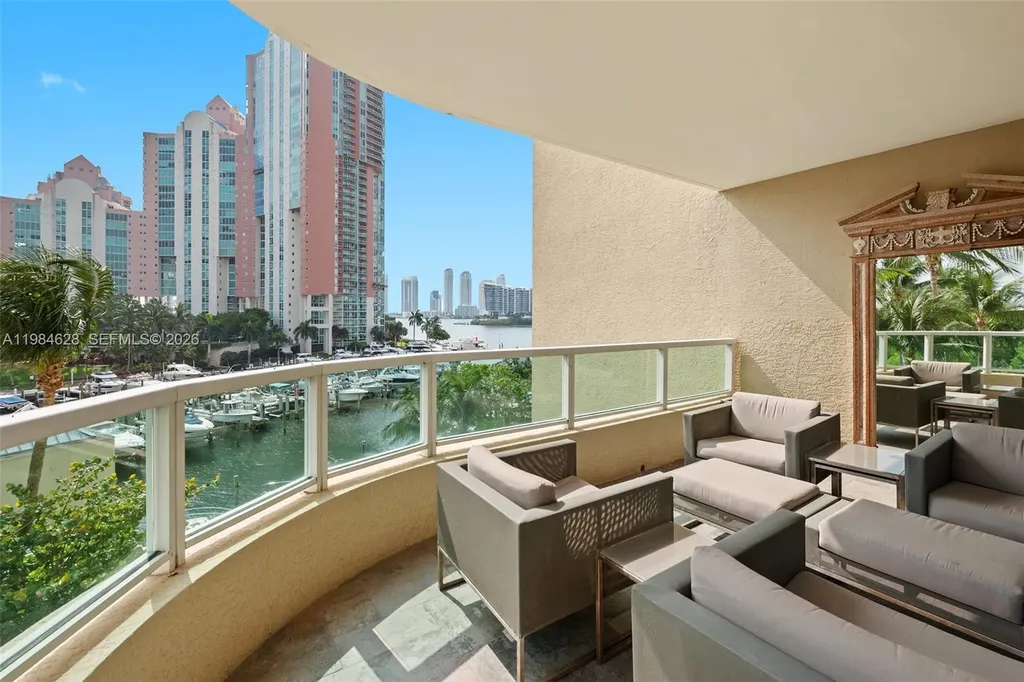 3340 NE 190th Street Aventura FL 33180
