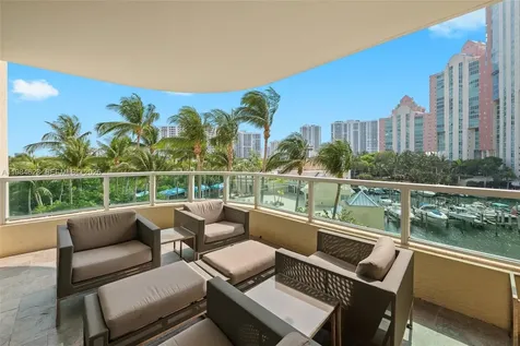 3340 NE 190th Street Aventura FL 33180