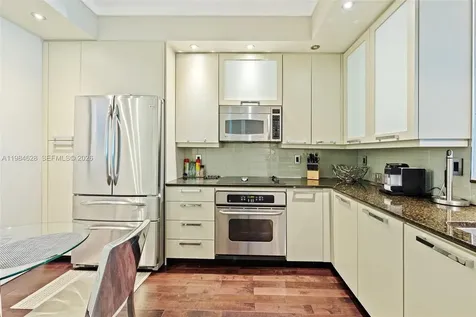 3340 NE 190th Street Aventura FL 33180