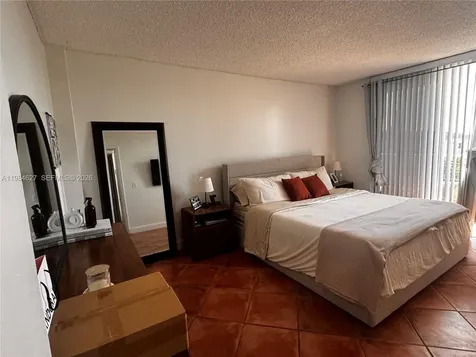 1801 S Treasure Drive North Bay Village FL 33141