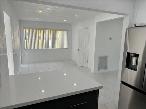2400 N 57th Way Hollywood FL 33021