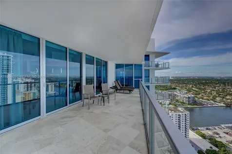 3101 S Ocean Drive Hollywood FL 33019