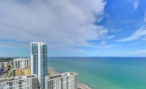 3101 S Ocean Drive Hollywood FL 33019