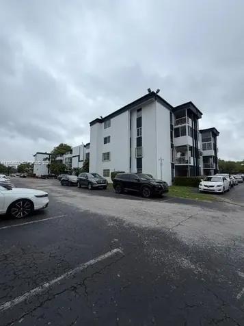 9159 SW 77th Avenue Miami FL 33156