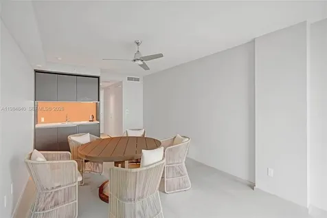 18975 Collins Avenue Sunny Isles Beach FL 33160