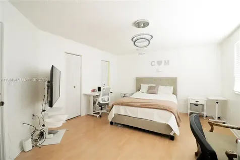 14615 SW 142nd Place Circle Miami FL 33186