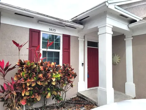 5823 Plum Harbor Circle Tamarac FL 33321
