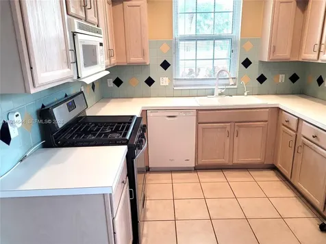 5823 Plum Harbor Circle Tamarac FL 33321