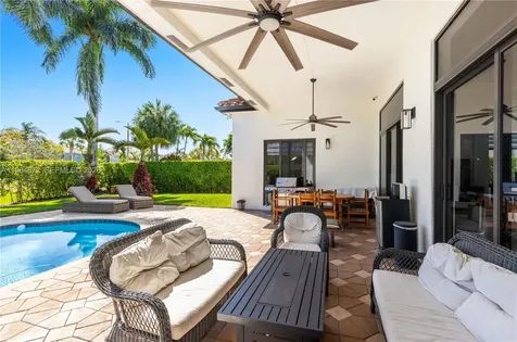 1479 SW 159th Terrace Pembroke Pines FL 33027