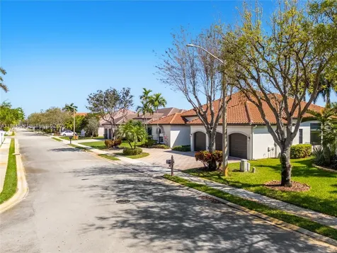 1479 SW 159th Terrace Pembroke Pines FL 33027