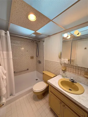 3860 NE 170th Street North Miami Beach FL 33160