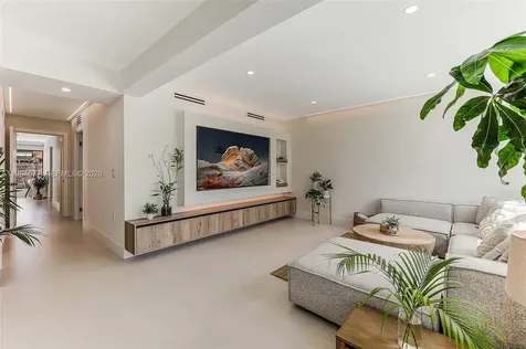 905 Fairway Drive Miami Beach FL 33141