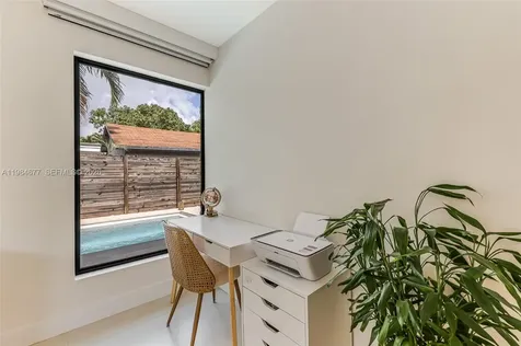 905 Fairway Drive Miami Beach FL 33141