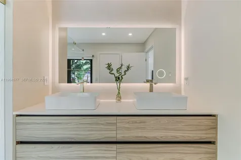 905 Fairway Drive Miami Beach FL 33141