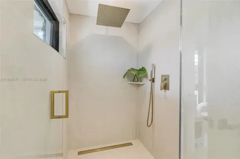 905 Fairway Drive Miami Beach FL 33141
