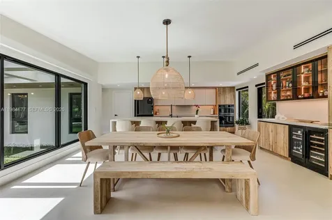 905 Fairway Drive Miami Beach FL 33141