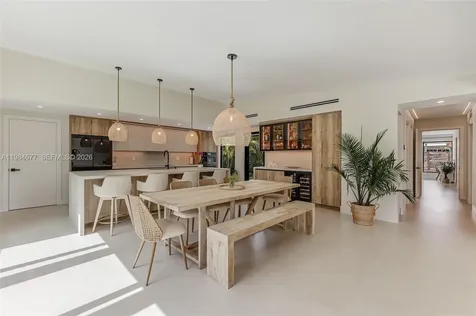 905 Fairway Drive Miami Beach FL 33141