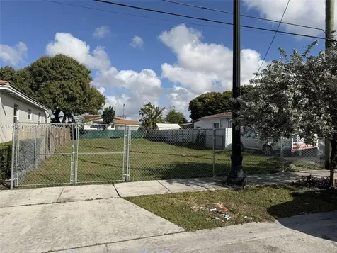 231 NW 62nd Avenue Miami FL 33126