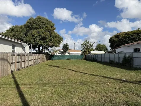 231 NW 62nd Avenue Miami FL 33126