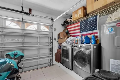 1086 SE 5th Court Dania Beach FL 33004