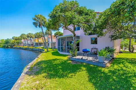1086 SE 5th Court Dania Beach FL 33004
