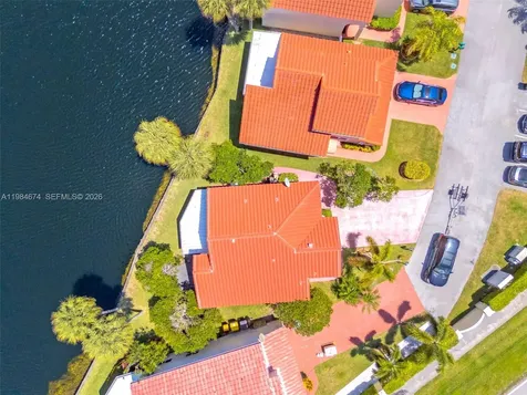 1086 SE 5th Court Dania Beach FL 33004