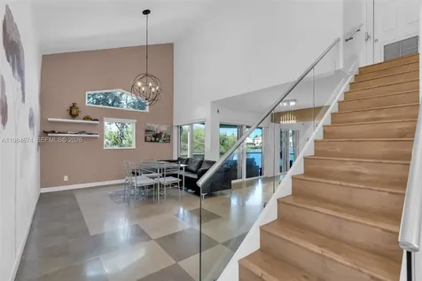 1086 SE 5th Court Dania Beach FL 33004