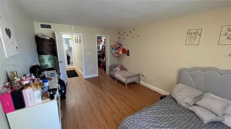505 NW 177th Street Miami Gardens FL 33169