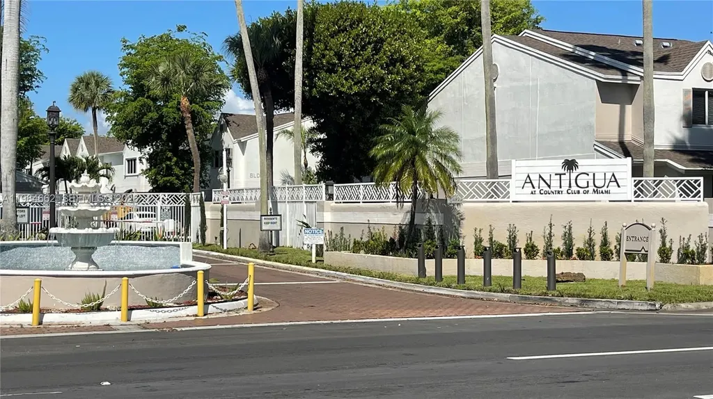 17505 NW 67th Place Hialeah FL 33015