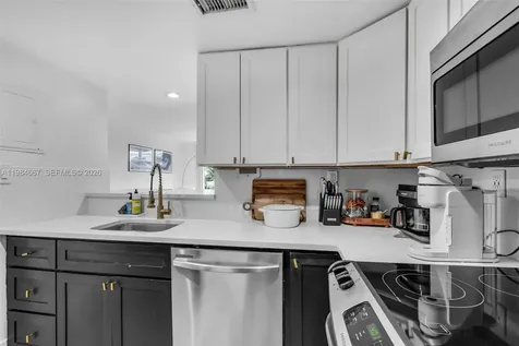 1200 West Avenue Miami Beach FL 33139