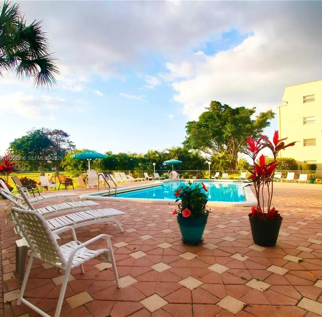 1035 Country Club Drive Margate FL 33063