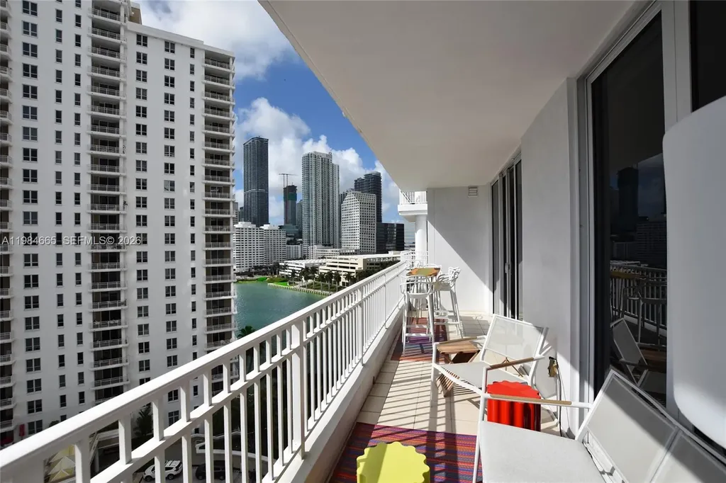 801 Brickell Key Boulevard Miami FL 33131