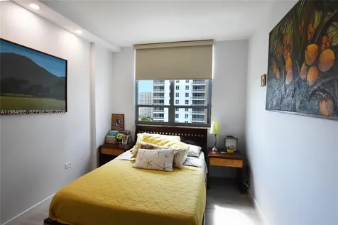 801 Brickell Key Boulevard Miami FL 33131
