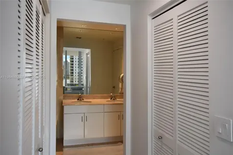 801 Brickell Key Boulevard Miami FL 33131