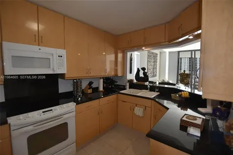 801 Brickell Key Boulevard Miami FL 33131