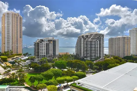 801 Brickell Key Boulevard Miami FL 33131