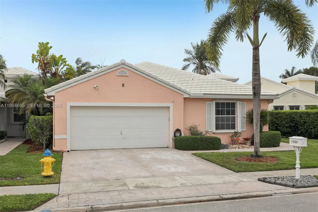 15201 S Wilshire Circle S Pembroke Pines FL 33027