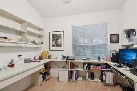 15201 S Wilshire Circle S Pembroke Pines FL 33027