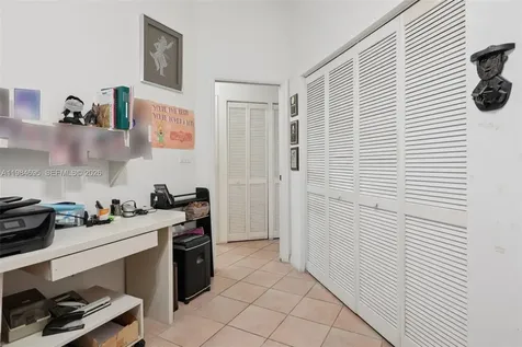15201 S Wilshire Circle S Pembroke Pines FL 33027