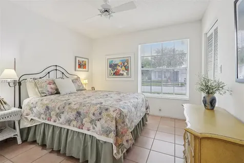 15201 S Wilshire Circle S Pembroke Pines FL 33027