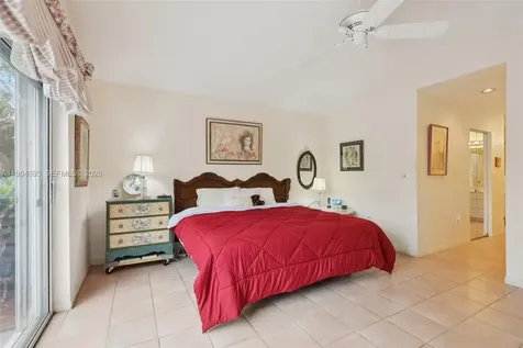 15201 S Wilshire Circle S Pembroke Pines FL 33027