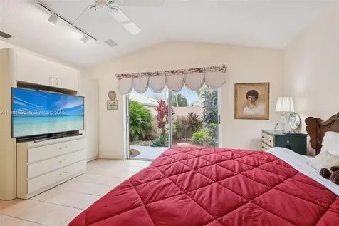 15201 S Wilshire Circle S Pembroke Pines FL 33027