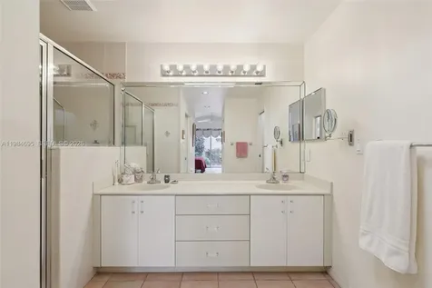 15201 S Wilshire Circle S Pembroke Pines FL 33027