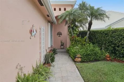 15201 S Wilshire Circle S Pembroke Pines FL 33027
