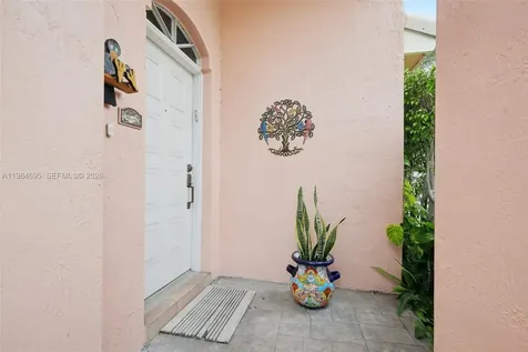 15201 S Wilshire Circle S Pembroke Pines FL 33027